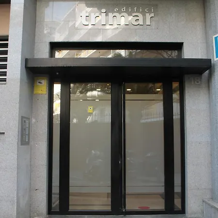 別荘 Piso Solymar Trimar *