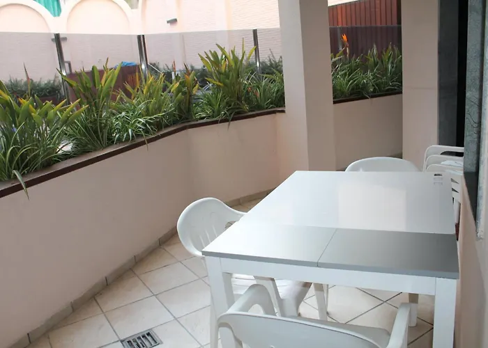 度假居 Piso Solymar Trimar 滨海略雷特