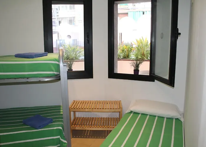 Piso Solymar Trimar 滨海略雷特