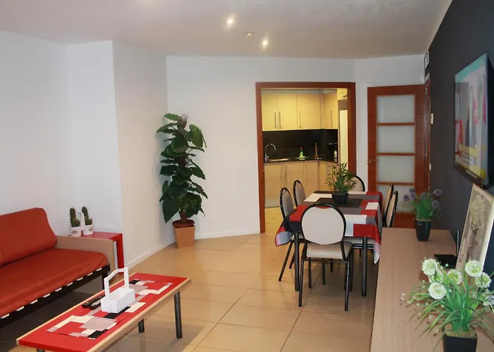 Piso Solymar Trimar 滨海略雷特